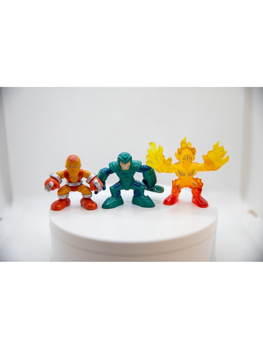 MARVEL SUPERHERO SQUAD LOT OF 3 FIGURES HASBRO - Shocker, Scorpion, Human Torch